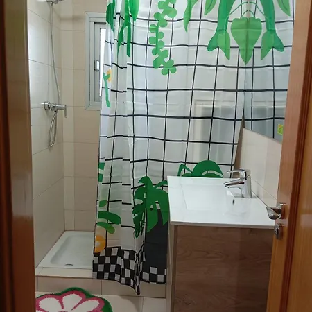 Kwatera prywatna Habitacion Con Bano Privado En Piso Compartido Jaén