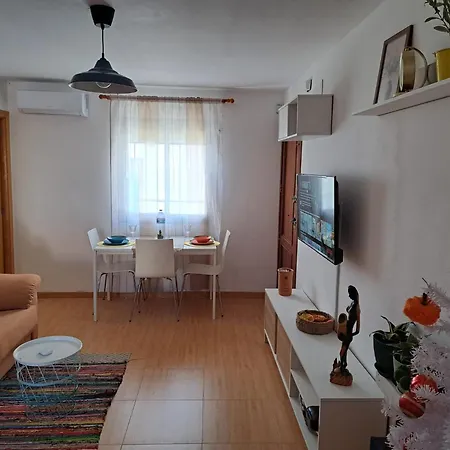 Con Bano Privado Cerca De La Catedral En Zona Con Aparcamiento Gratis Homestay *