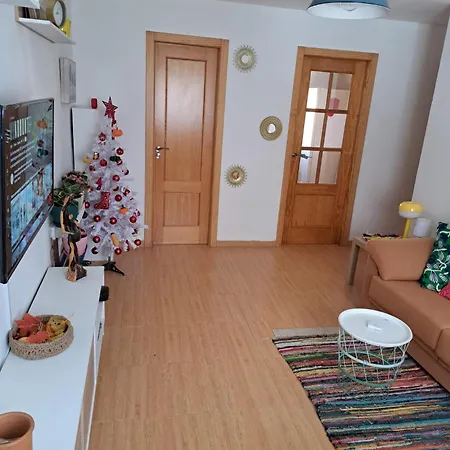 Con Bano Privado Cerca De La Catedral En Zona Con Aparcamiento Gratis Homestay *