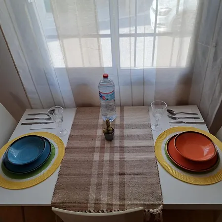Con Bano Privado Cerca De La Catedral En Zona Con Aparcamiento Gratis Homestay *